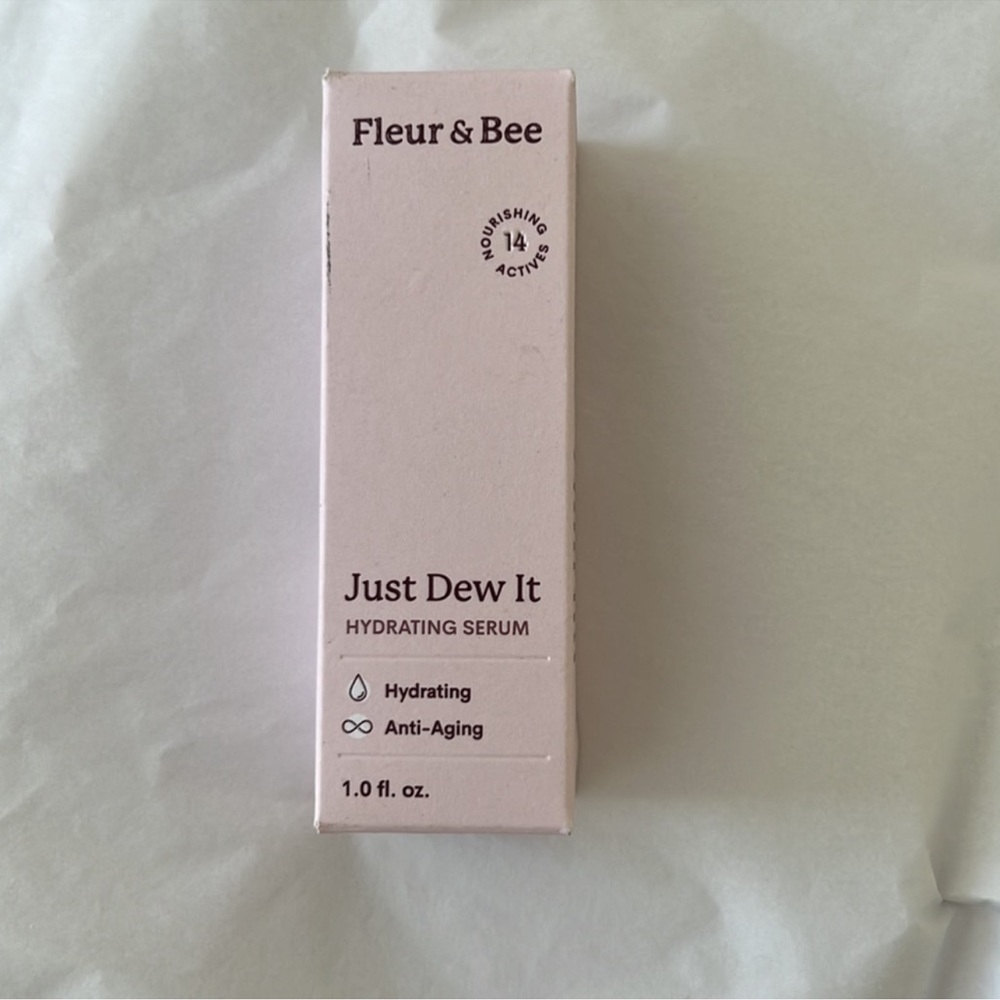 NWT HYDRATING SERUM
Just Dew It